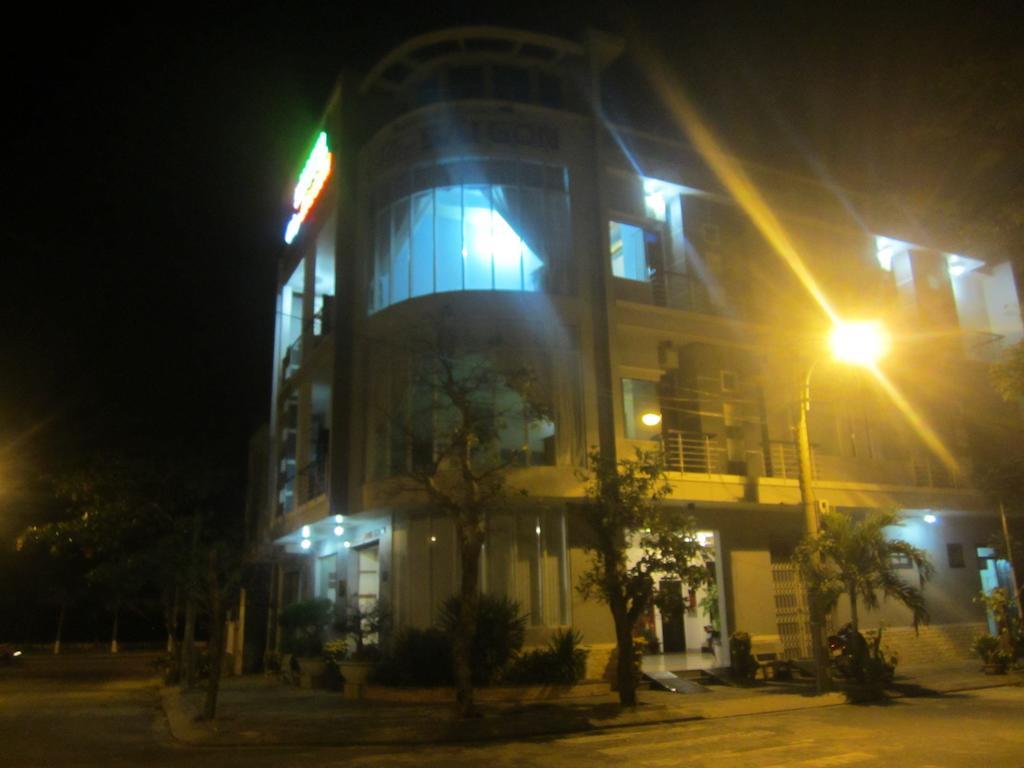 Thoang Sai Gon Hotel Дананг Экстерьер фото